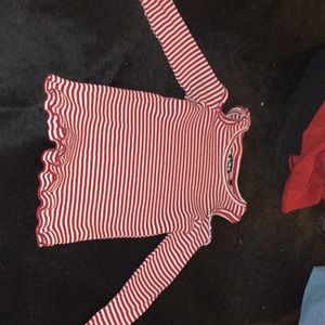 Shoulder cut out shirt!